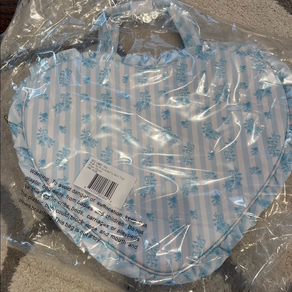 Stoney Clover High Tea Fine China Heart Tote with Strap Brand New - Picture 1 of 1
